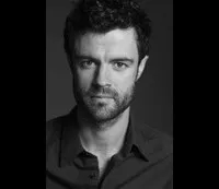 영화배우인 아이토르 메리노의 대표 이미지