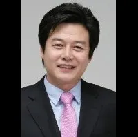 연극배우, 영화배우인 이정성의 대표 이미지