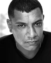 배우, 스턴트맨, 감독인 마이클 버드의 대표 이미지