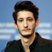 영화배우인 피에르 니니의 대표 이미지