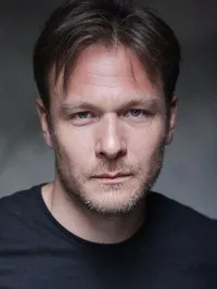 배우인 요헨 해겔의 대표 이미지