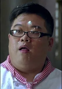 배우인 나지문의 대표 이미지