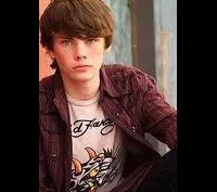 배우인 콜튼 파슨스의 대표 이미지