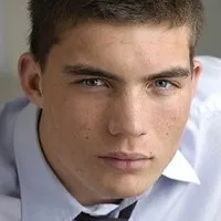 영화배우, 모델인 제인 홀츠의 대표 이미지