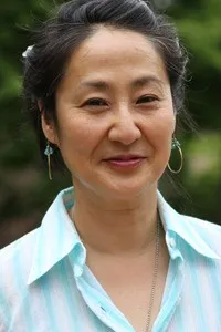 영화감독인 리 타지리의 대표 이미지