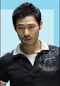 연극배우인 최재현의 대표 이미지