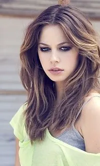 영화배우, 모델인 애널리 팁턴의 대표 이미지