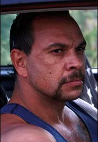 배우인 딘 달리-존스의 대표 이미지