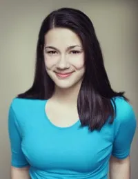 배우인 캐서린 안드레의 대표 이미지