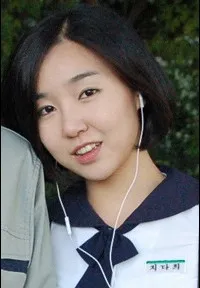 배우인 유보라의 대표 이미지