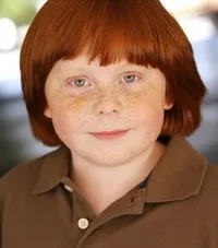 영화배우인 터커 알브리지의 대표 이미지