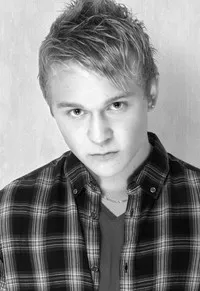 영화배우인 트론 닐센의 대표 이미지