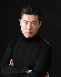 기업 대표이사, 앵커, 영화감독인 전화성의 대표 이미지