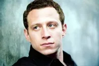 영화배우인 마이카 하우프트만의 대표 이미지