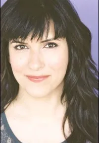 배우인 에디 패터슨의 대표 이미지