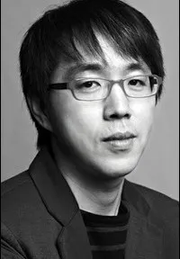 평론가, 기자인 이동진의 대표 이미지