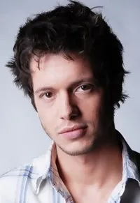 배우인 조세 알폰소 피멘텔의 대표 이미지