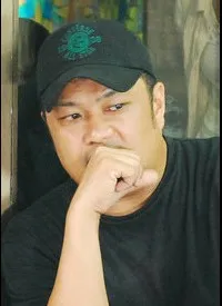 영화감독인 E.J 살세도의 대표 이미지
