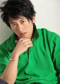 배우인 석천석의 대표 이미지