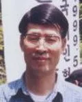 시인인 윤정구의 대표 이미지
