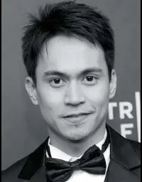 영화배우인 아놀드 레예스의 대표 이미지