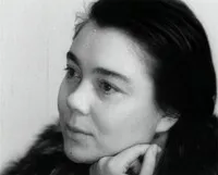 영화배우인 니나 도로쉬나의 대표 이미지