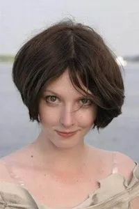 영화배우인 올가 포니조바의 대표 이미지