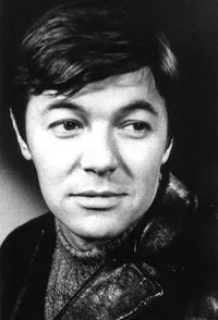 영화배우인 알렉상드르 즈브루예프의 대표 이미지