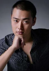 영화배우인 장동의 대표 이미지