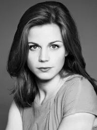 영화배우인 엘리스 사프의 대표 이미지