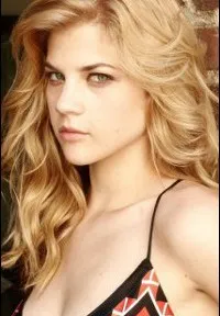 영화배우인 레베카 브란데스의 대표 이미지