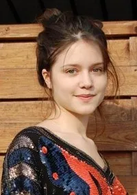 영화배우인 오드리 바스티앙의 대표 이미지