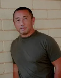 영화배우인 조지 요시다의 대표 이미지