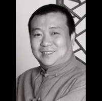 영화감독인 손립군의 대표 이미지