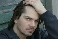 영화배우인 플로린 피에르시크 주니어의 대표 이미지