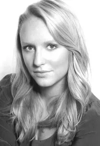 영화배우인 애니 스타크의 대표 이미지