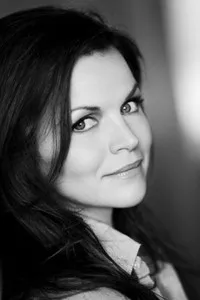 영화배우인 스틴 스텐가드의 대표 이미지