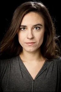 영화배우인 나탈리 브루즈의 대표 이미지