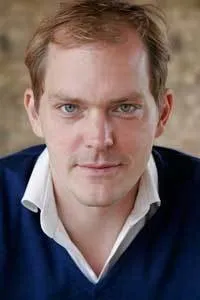 영화배우인 고데하르트 기에세의 대표 이미지