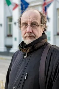 영화배우인 로만 바스킨의 대표 이미지