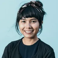 영화감독인 카밀라 안디니의 대표 이미지