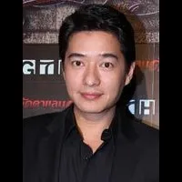 영화배우인 사하랏 상카프리차의 대표 이미지