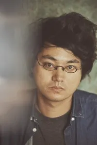 영화감독인 데이비 추의 대표 이미지