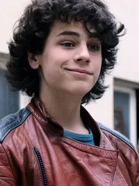 영화배우인 테오필 바케의 대표 이미지