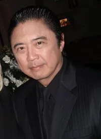 영화배우인 마이클 하기와라의 대표 이미지