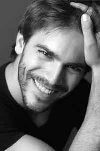 영화배우인 마르크 클로텟의 대표 이미지