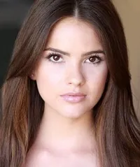 영화배우, 모델인 셸리 헤닉의 대표 이미지