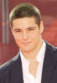 영화배우인 필리포 스치키타노의 대표 이미지