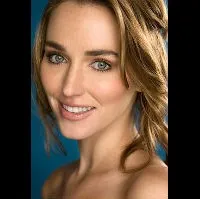 영화배우인 멕 사이오니의 대표 이미지