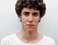 영화배우인 울리스 그로스장의 대표 이미지